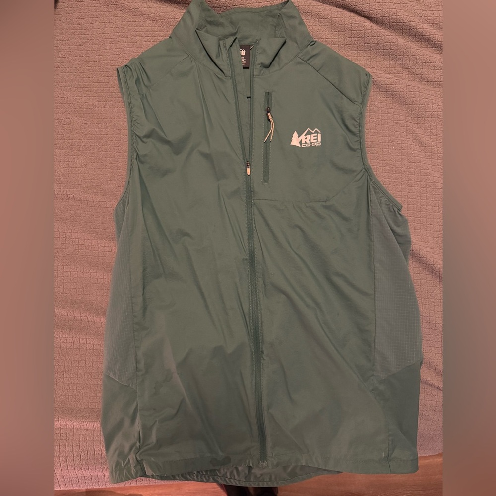 REI running/cycling vest